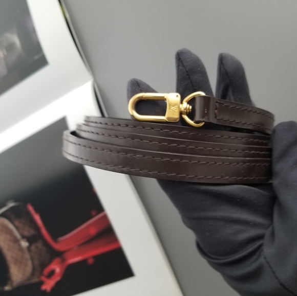 Louis Vuitton leather strap - Picture 7 of 10